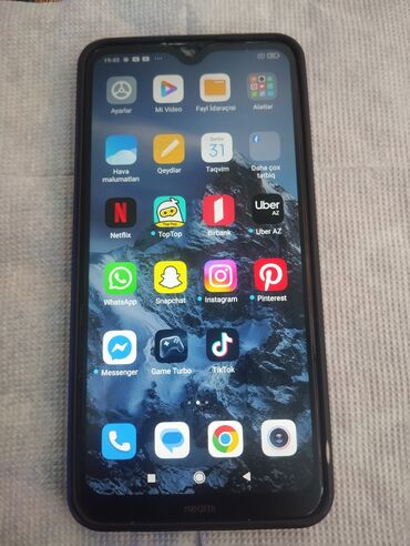Xiaomi: Xiaomi Redmi 8, 64 GB, rəng - Qara, 
 İki sim kartlı