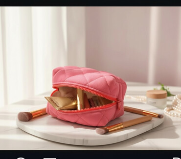 Косметички: Акция 1+1. Отличный подарок на Новый год! Вырази свою любовь at lalafo.kg — 1 Косметички: Акция 1+1. Отличный подарок на Новый год! Вырази свою любовь — 1