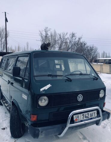 Volkswagen: Volkswagen Transporter: 1.8 л, Механика, Бензин