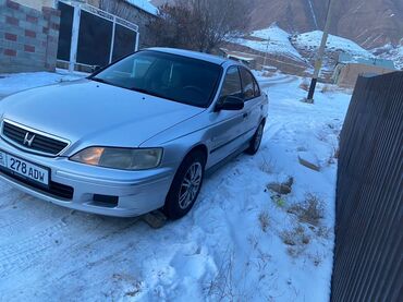 Honda: Honda Accord: 1999 г., 1.6 л, Механика, Бензин, Седан — 5