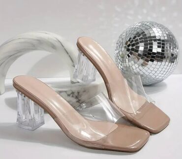 papuce u apoteci: Fashion slippers, 40