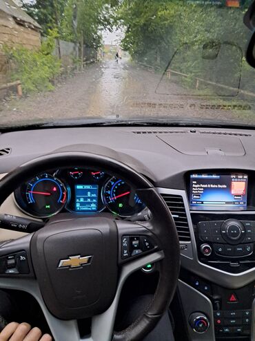 Chevrolet Cruze: 1.4 л | 2014 г. 160000 км Седан