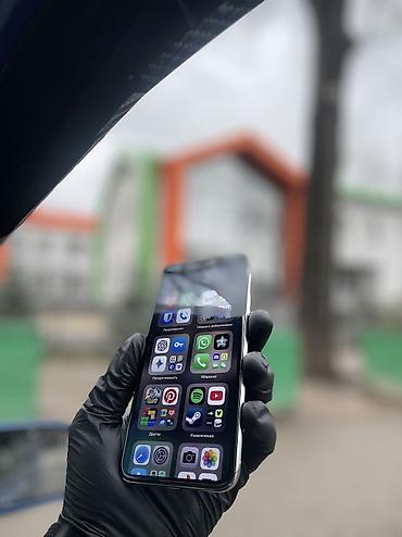 Apple iPhone: IPhone X, Б/у, 64 ГБ, Белый, 72 % — 9