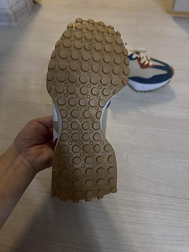 on cloud: Кроссовки, 36, New Balance, Новый, цвет - Бежевый, Самовывоз, Платная доставка — 4