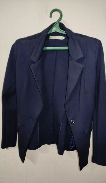 купить пиджак в бишкеке: Пиджак, Классическая модель, Без подклада, Made in KG