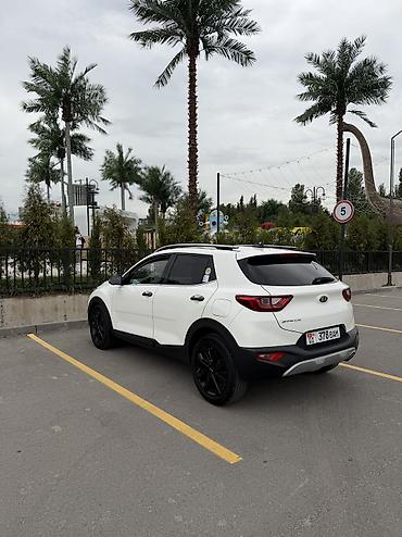 Kia: Kia Stonic: 2020 г., 1.4 л, Автомат, Бензин, Кроссовер — 4