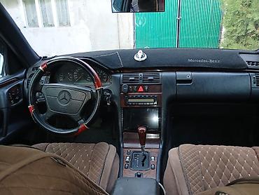 хром калпак спринтер: Mercedes-Benz E-Class: 1996 г., 3.2 л, Автомат, Газ, Седан — 7