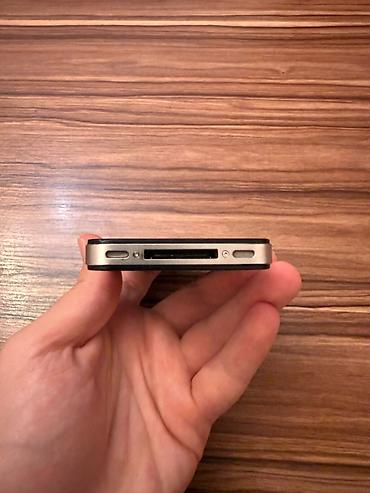 Apple iPhone: IPhone 4S, 16 GB, Qara — 6