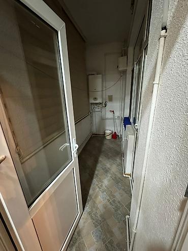 qurtulus 93 evler: İnşaatçılar metrosu yaxınlığı, Yasamal Rayon Polis idarəsinin yanında — 8
