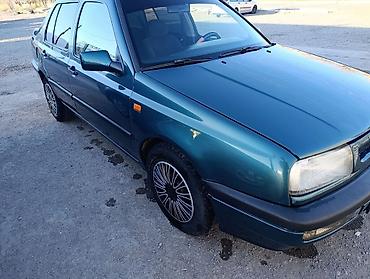 hongqi e: Volkswagen Vento: 1996 г., 1.8 л, Механика, Бензин, Седан — 3