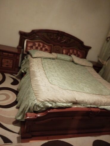 malazya yataq: Б/у, Двуспальная кровать, Без подьемного механизма, С матрасом, Без выдвижных ящиков, Малайзия
