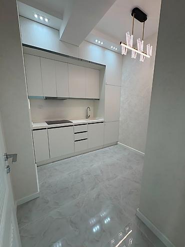 Mənzil kirayələyirəm: 2 otaqlı, 52 kv. m — 18
