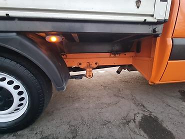 спалка в фуре: Mercedes-Benz Sprinter — бортовой грузовик (двухрядная кабина, 6 — 6