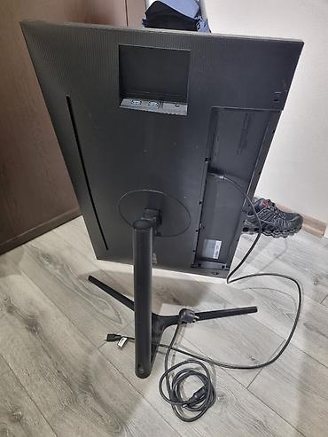 Monitorlar: Samsung U32H750 modeli əsasında: --- Ümumi məlumat Bu, Samsung-un — 3