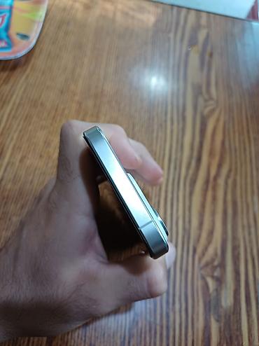 m5 pro: IPhone 15 Pro, Б/у, 128 ГБ, Белый, Защитное стекло, Коробка, 81 % — 4