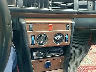 ауди 2 6 машына: Mercedes-Benz W124: 1989 г., 2.3 л, Кол менен иштөөчү, Бензин, Седан — 7