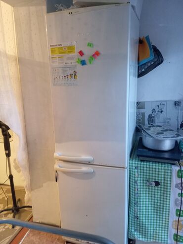 хололильник: Холодильник Side-By-Side (двухдверный)