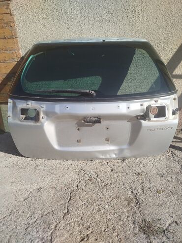 накладка на багажник: Крышка багажника Subaru, Оригинал