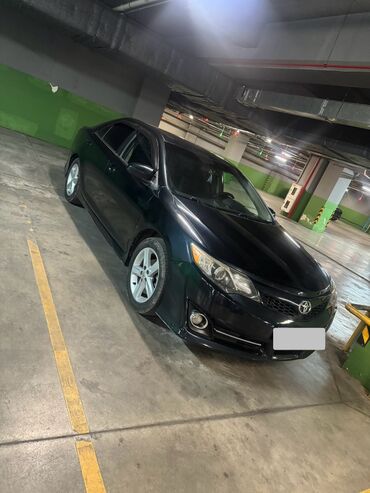 жугили 2011: Toyota : 2011 г., 2.5 л, Автомат, Бензин, Седан
