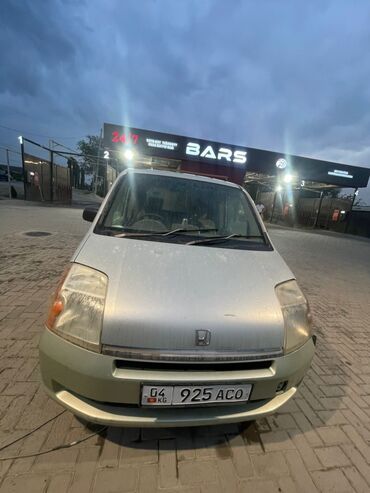 Honda: Honda Mobilio: 2002 г., 1.5 л, Вариатор, Бензин, Минивэн