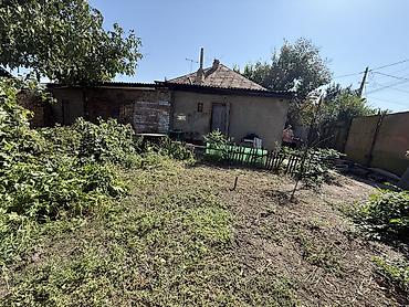 90000: Продаётся п/дома, р-н Пишпек, ул.Гагарина/Осмонова, 2к+кух+прих — 1