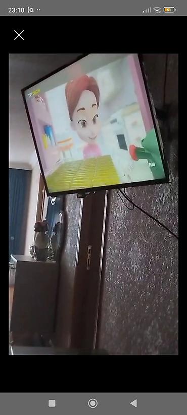 ikinci el tv satış: Divar üçün asma LED TV - Ekran ölçüsü: təxminən 40–43 düym (geniş — 1