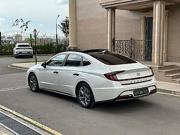 byd e2 2025: Hyundai Sonata: 2019 г., 2 л, Автомат, Газ, Фастбек — 6