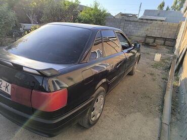 Audi: Audi 80: 1988 г., 1.8 л, Механика, Бензин, Седан