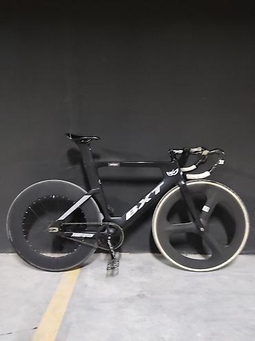 Городские велосипеды: BXT Без дербана Компоненты: Вилсет: передний карбон лопасть, задний — 9