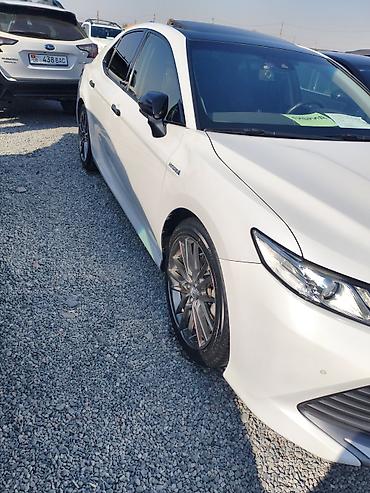 gs 450: Toyota Camry: 2019 г., 2.5 л, Автомат, Гибрид, Седан — 3