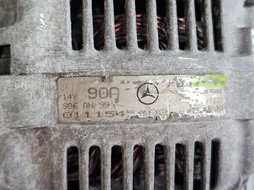 Генераторы: Генератор Mercedes-Benz 1999 г., Б/у, Оригинал, Германия — 2