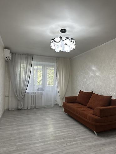 ош квартиру: 1 комната, 32 м², 105 серия, 5 этаж, Свежий ремонт — 1