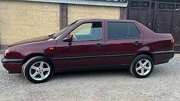 Volkswagen: Volkswagen Vento: 1995 г., 1.8 л, Механика, Газ, Седан — 7