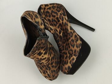 buty ugg na platformie ccc: New Look, Botki damskie, 39, stan - Bardzo dobry