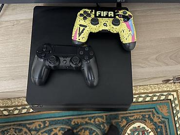 ucuz hesap: PlayStation 4 Slim oyun konsolu - Model: PS4 Slim, qara rəng - — 2