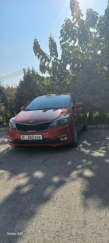 хетчбэк: Kia Rio: 2015 г., Хэтчбэк — 7
