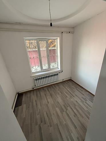 сдаю квартиру люксембург: Сдаю в аренду дом с площадью 4,5 сотки. Дом находится в октябрьском — 4