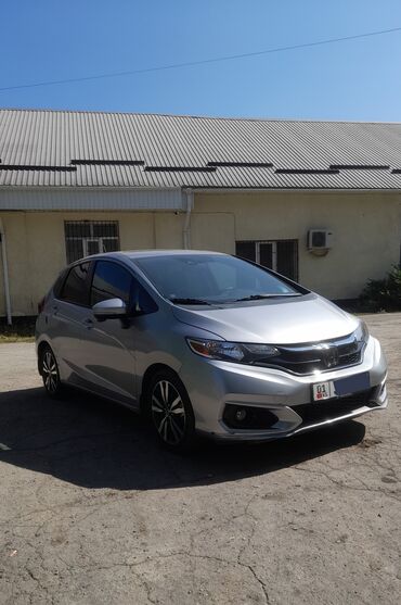 машина токтогулда: Honda Fit: 2019 г., 1.5 л, Автомат, Бензин, Хетчбек