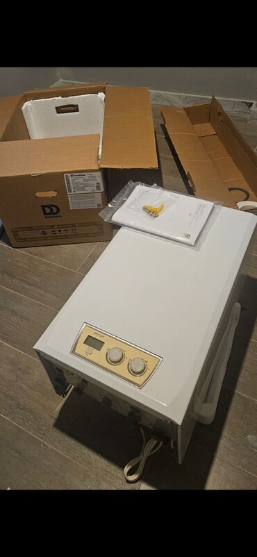 kombi radyatorlari: Tezedi Sadece taxilib sadece olcusu balaca olduguna gore 30 duq alib