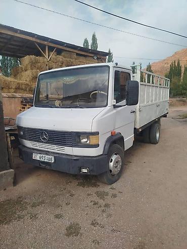 Грузовик, Mercedes-Benz, Стандарт, 7 т, Б/у at lalafo.kg Грузовик, Mercedes-Benz, Стандарт, 7 т, Б/у