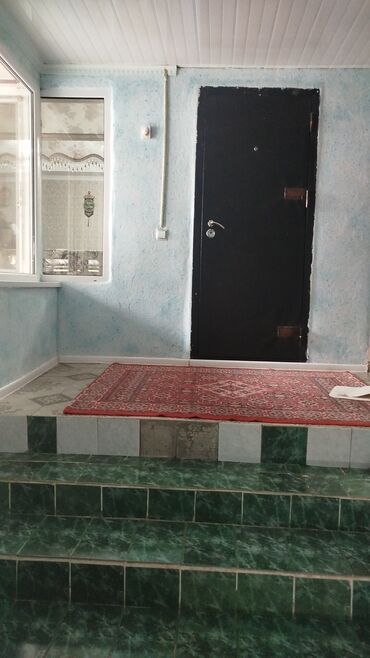 дом в токмак: 159 м², 5 комнат, Парковка