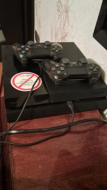 ps4 gamepad: Sony PlayStation 4 (PS4) oyun konsolu - Model: PS4 (orijinal korpus — 2