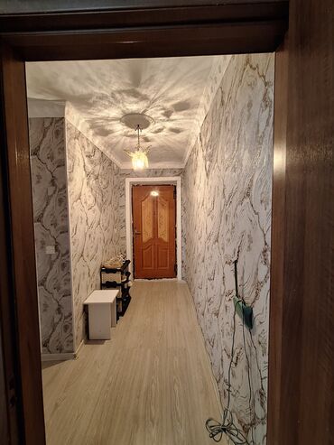 Köhnə tikili: Satılır: 1 otaqlı mənzil/interyer - İşıqlı, geniş dəhlizli planlama - — 11