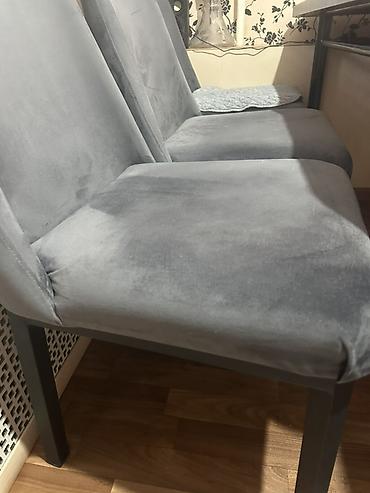 silver kitchen: Продаю 5 стульев с мягкой спинкой и сиденьем. В идеальном состоянии — 2