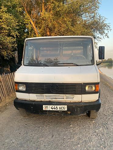 гигант двигатель: Mercedes-Benz : 1992 г., 4 л — 2