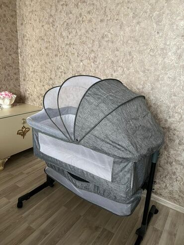 Beşiklər: Oğlan və qız üçün, Dördbucaq, Beşik, Dəst ilə, Matras ilə, Yellənmə mexanizmsiz — 6