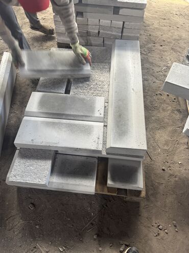 Тротуарная плитка: Бордюры все виды тротуарные метровые садовые пол метровые at lalafo.kg — 5 Тротуарная плитка: Бордюры все виды тротуарные метровые садовые пол метровые — 5