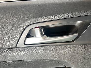 lt 46: Ручка внутренней двери задняя для Hyundai Tucson TL (3‑е поколение) — 1