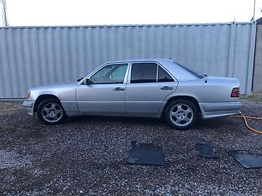 чанган уни к: Mercedes-Benz E-Class: 1993 г., 2 л, Кол менен иштөөчү, Бензин, Седан — 7