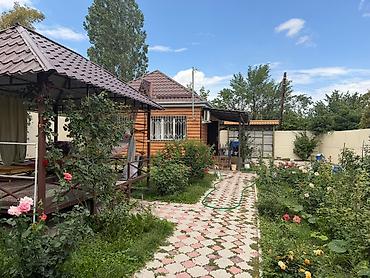 Продажа дачи: Продаётся прекрасный, цветущий, благоустроенный загородный дом с — 1